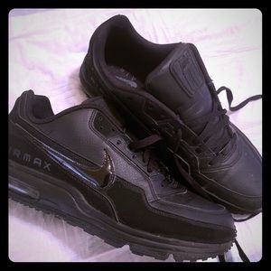 Men’s Nike Airmax (sz 12)